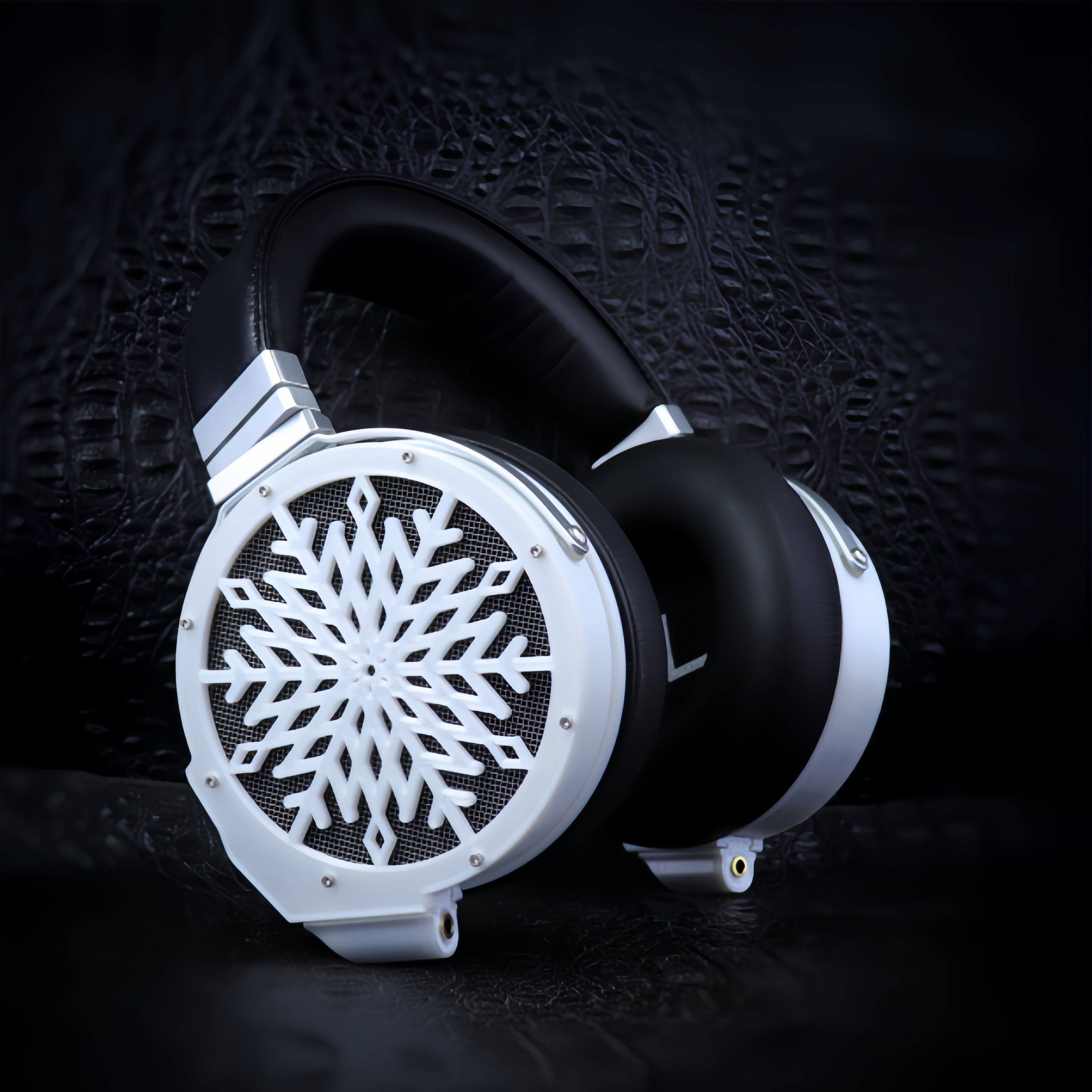 Toneking PetalSnow Planar Flat - Audio Music Technology recensie en prijs