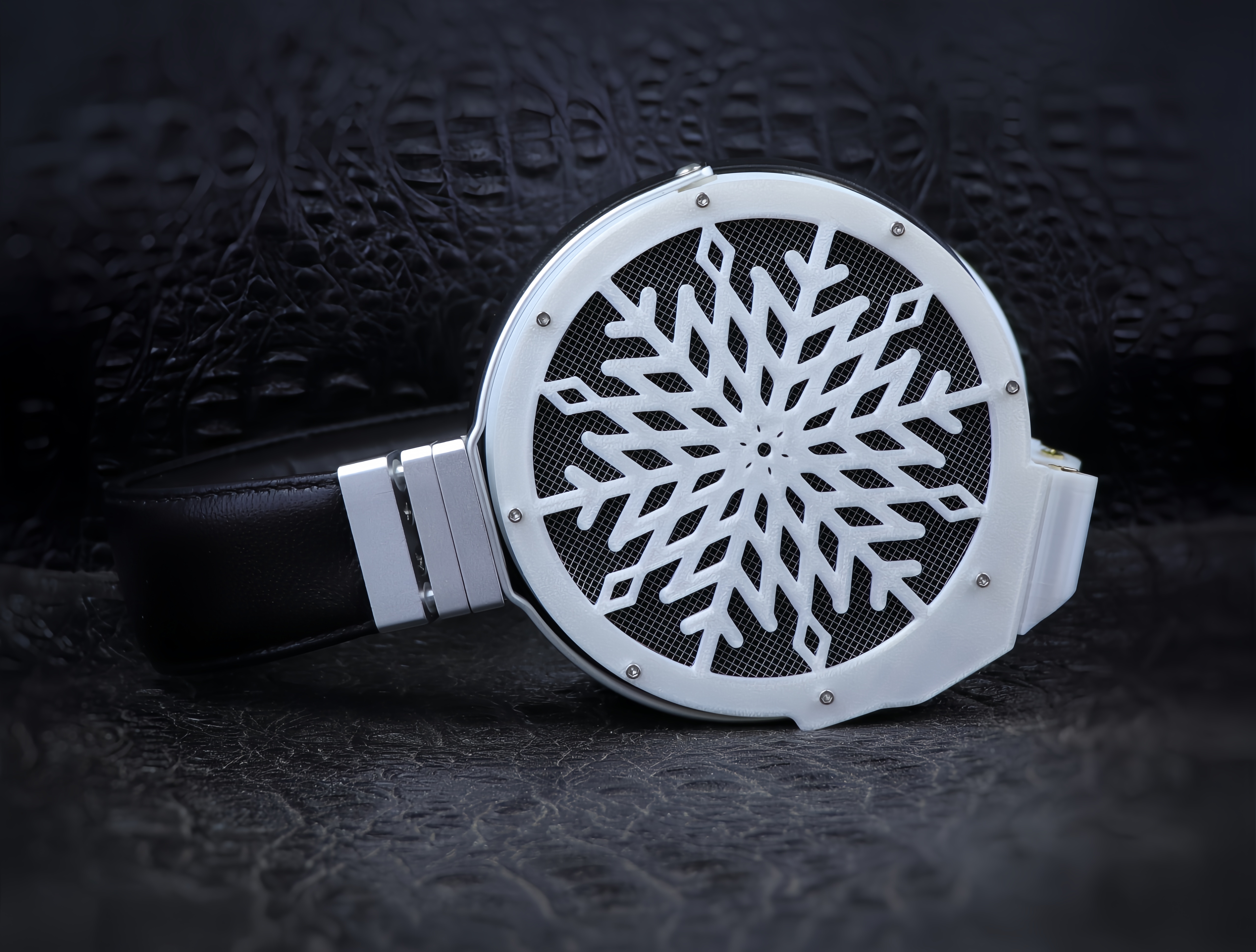 Toneking PetalSnow Planar Flat - Audio Music Technology recensie en prijs