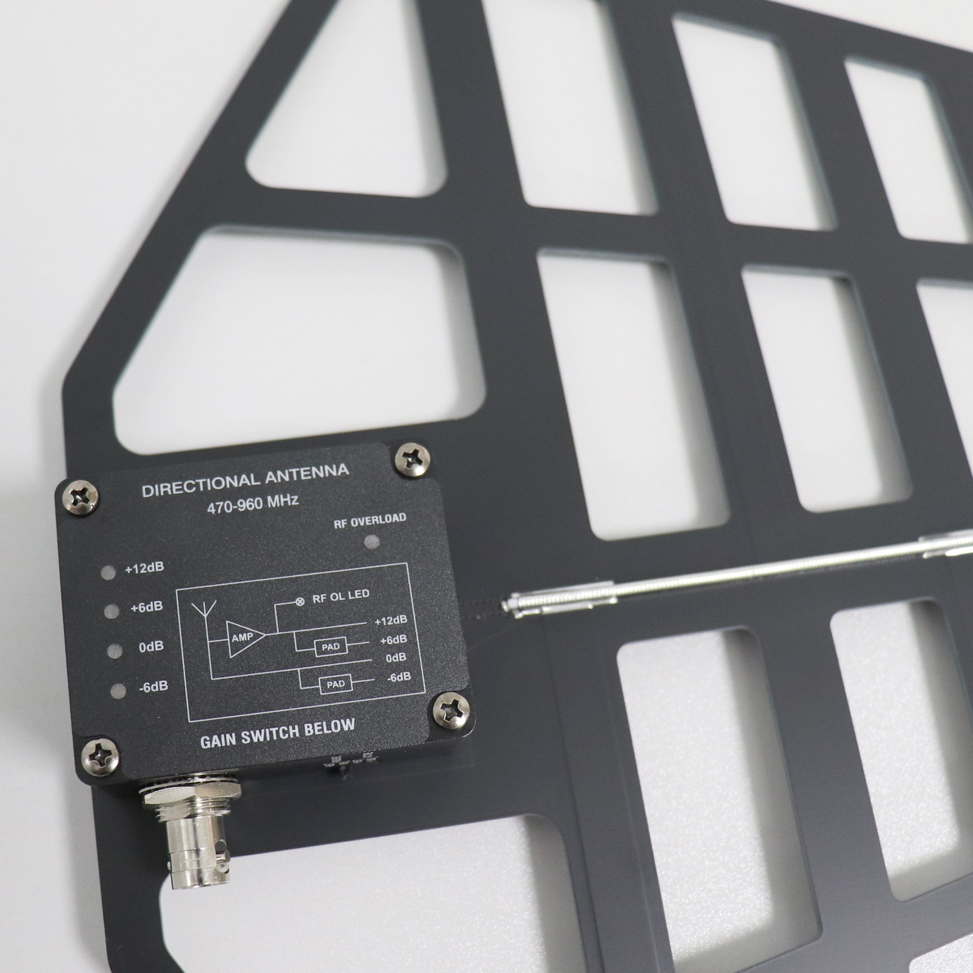Leicozic 8 Channel Antenna Dis - Audio Music Distribution recensie en prijs